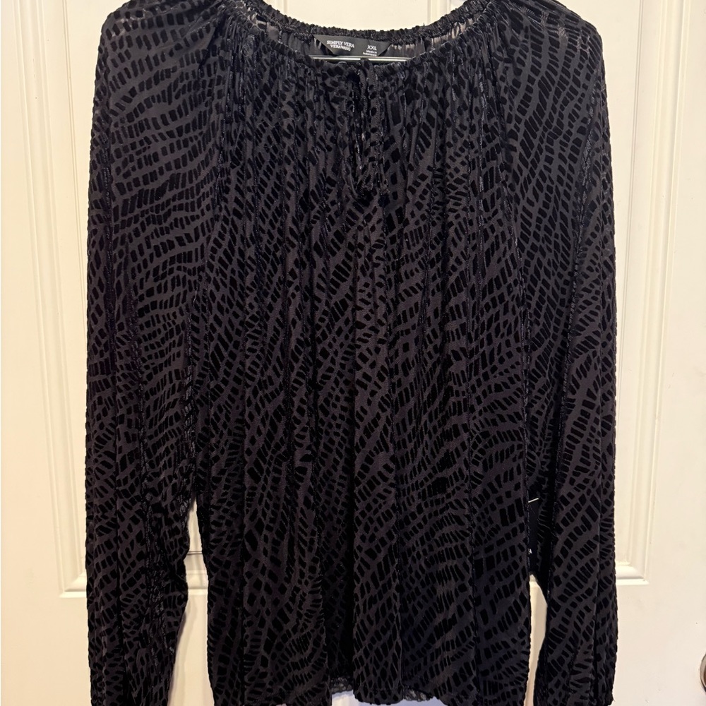 Simply Vera Vera Wang Black Textured Blouse NWT